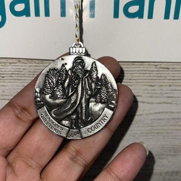 2000 Country Promotional Pewter Christmas Ornament 1.75" Seasons Greetings B#6 - Picture 2 of 5